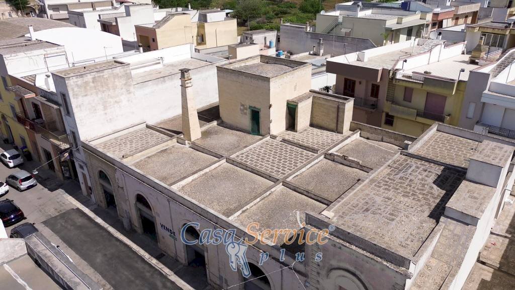 Vista - Negozio via Vittorio Veneto, 304, Tuglie - foto 2