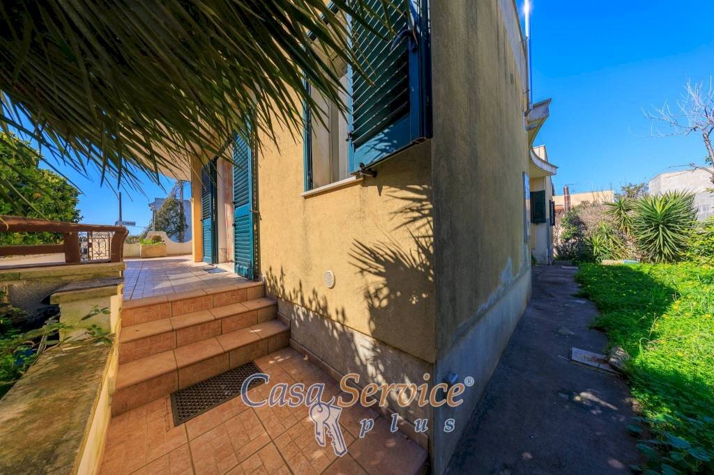 Giardino - Villa via Supersano, Casarano - photo 3