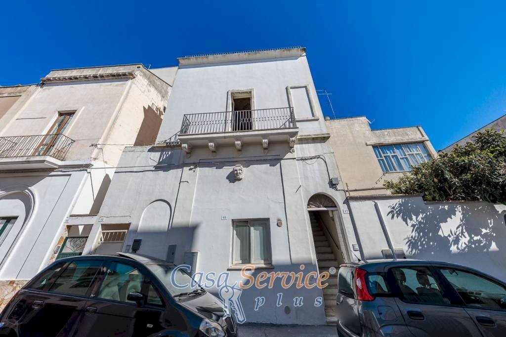 Facciata - Casa indipendente via Perugia, Matino - foto 1