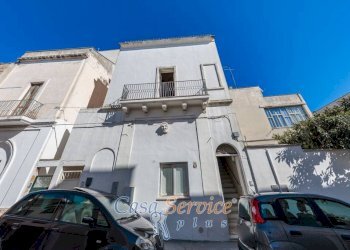 Facciata - Casa indipendente via Perugia, Matino - foto 3