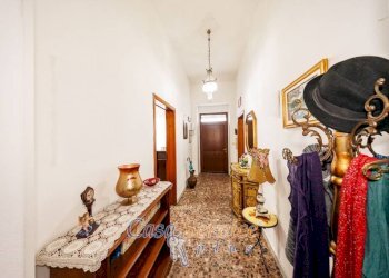 Corridoio - Appartamento via Guido Scategni, Taviano - foto 4