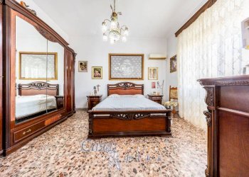 Camera da letto - Appartamento via Guido Scategni, Taviano - foto 8