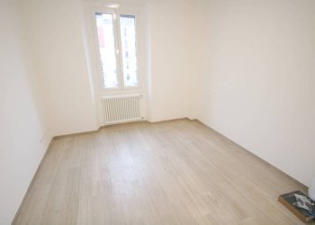 Camera da letto - Quadrilocale via Angelo Secchi, 2, Milano - foto 4