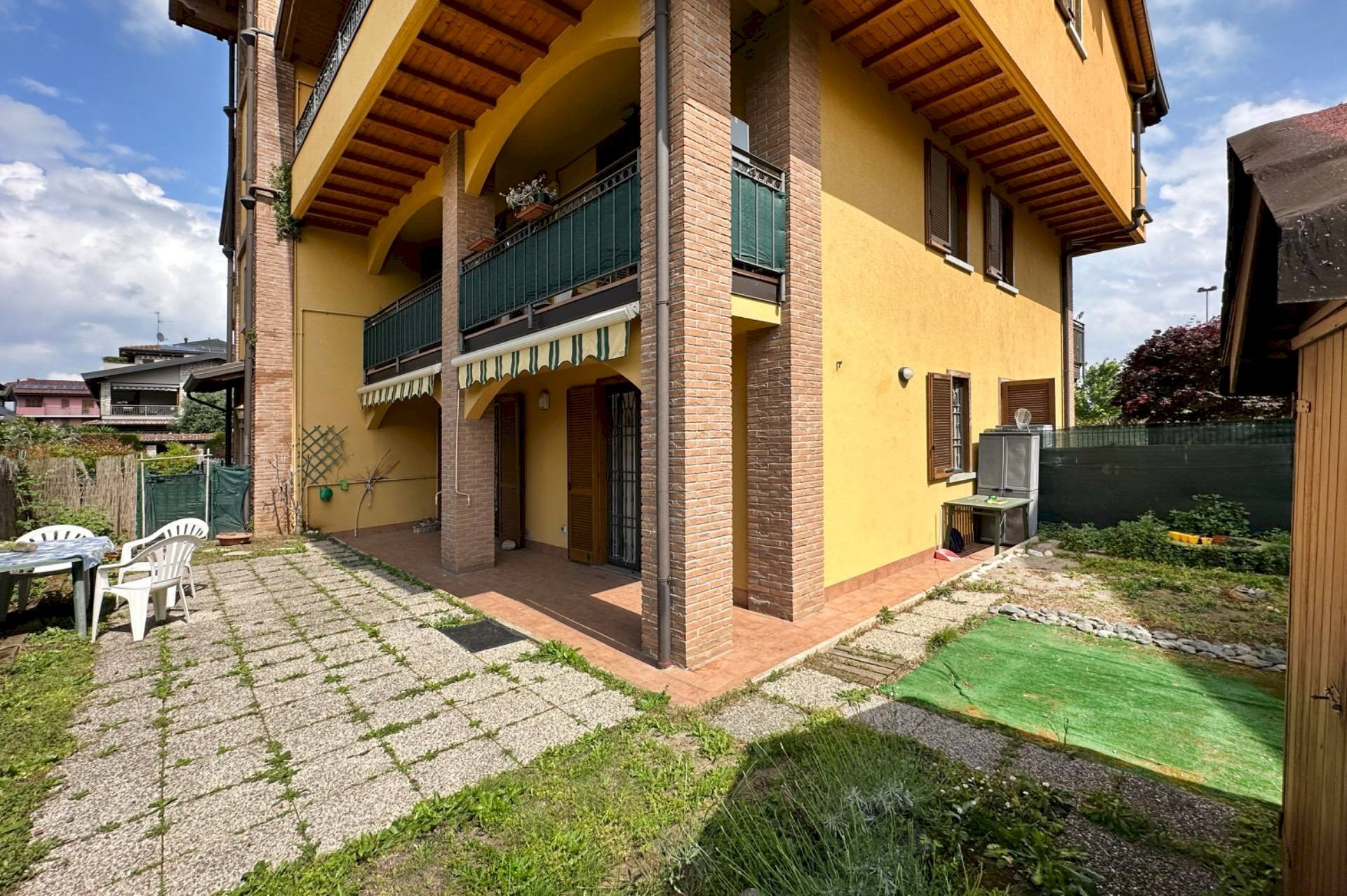 Foto 1 - Bilocale VIA DE GASPERI
 
30, Trezzano Rosa - foto 1