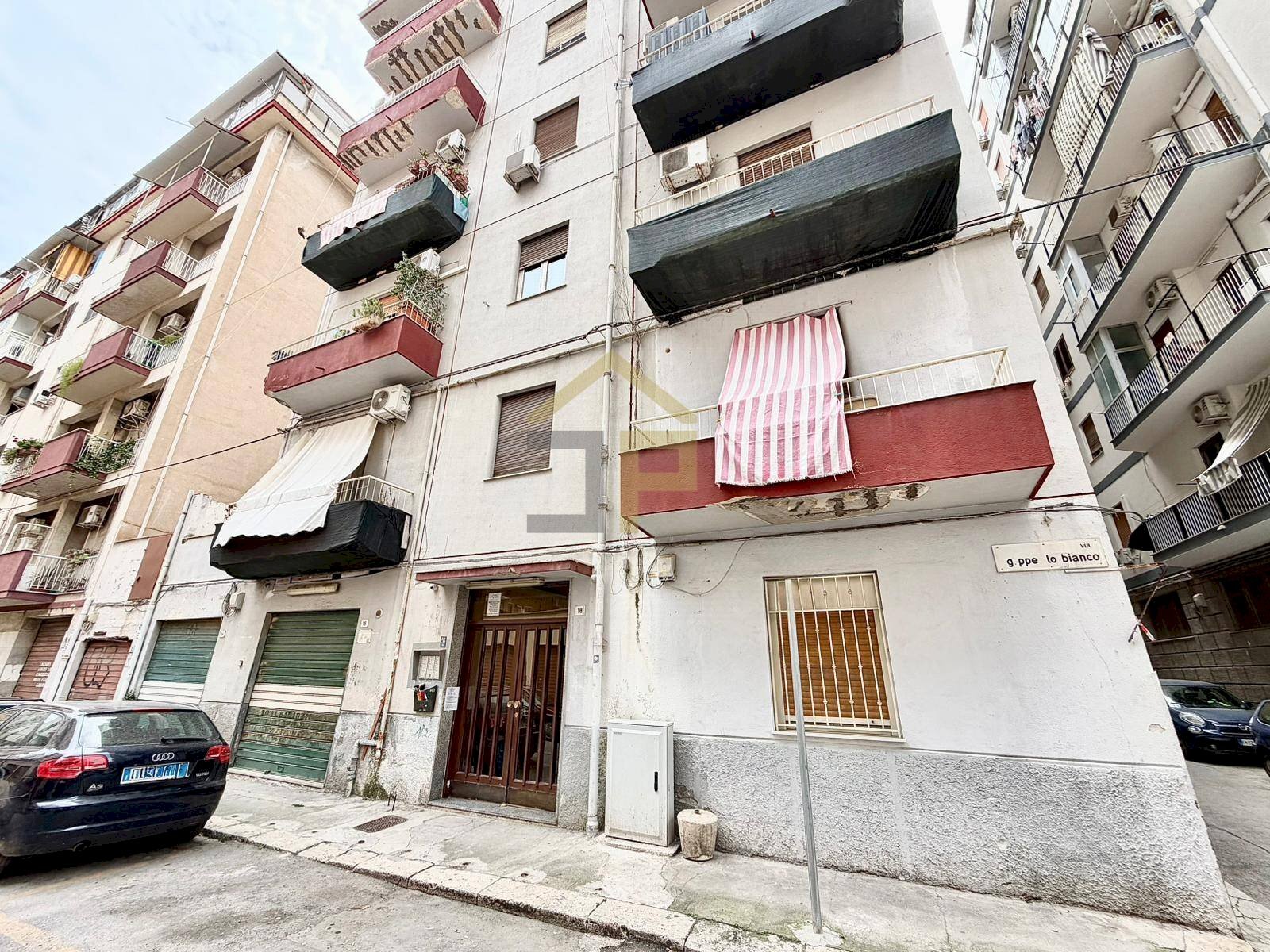 Foto 3 - Quadrilocale Via Giuseppe Lo Bianco
 
18, Palermo - foto 3