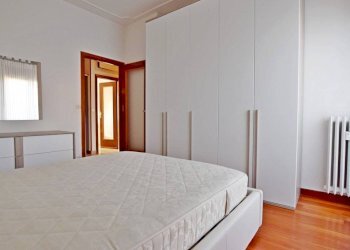Camera da letto - Quadrilocale corso Italia, 26, Mondovì - foto 11