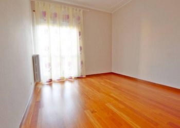 Camera da letto - Quadrilocale corso Italia, 26, Mondovì - foto 14