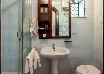 Bagno - Hotel via fiume
5, Scala - foto 50