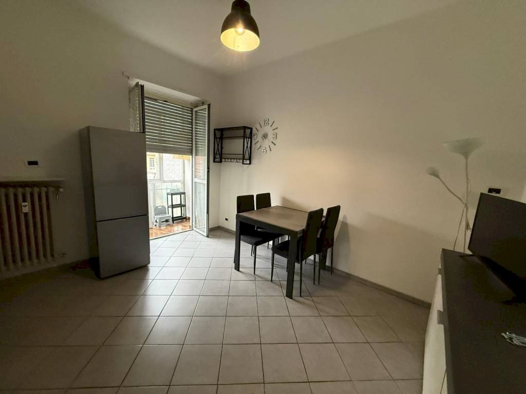 Salone - Two-room apartment via Saverio Mercadante, 51, Torino (neighborhood Barriera Milano) - photo 3