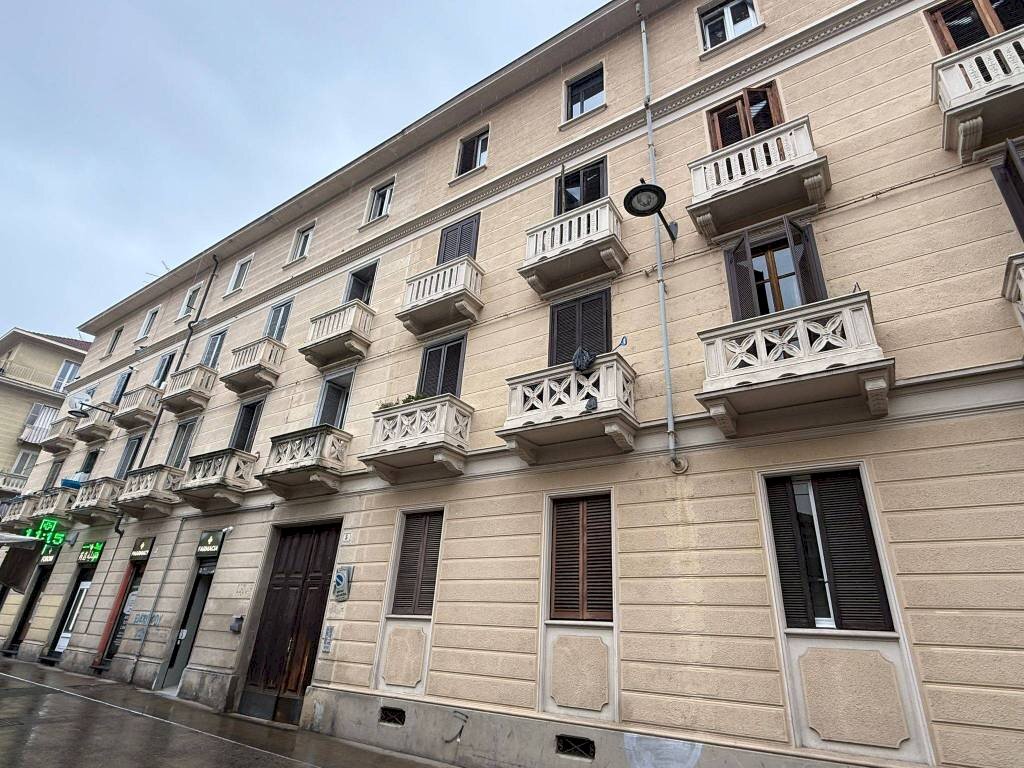 Facciata - Trilocale via Candia, 5, Torino (zona Barriera Milano) - foto 1
