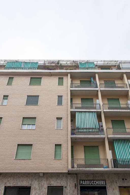 Facciata - Two-room apartment via Vandalino, 15, Torino (neighborhood Pozzo Strada) - photo 2