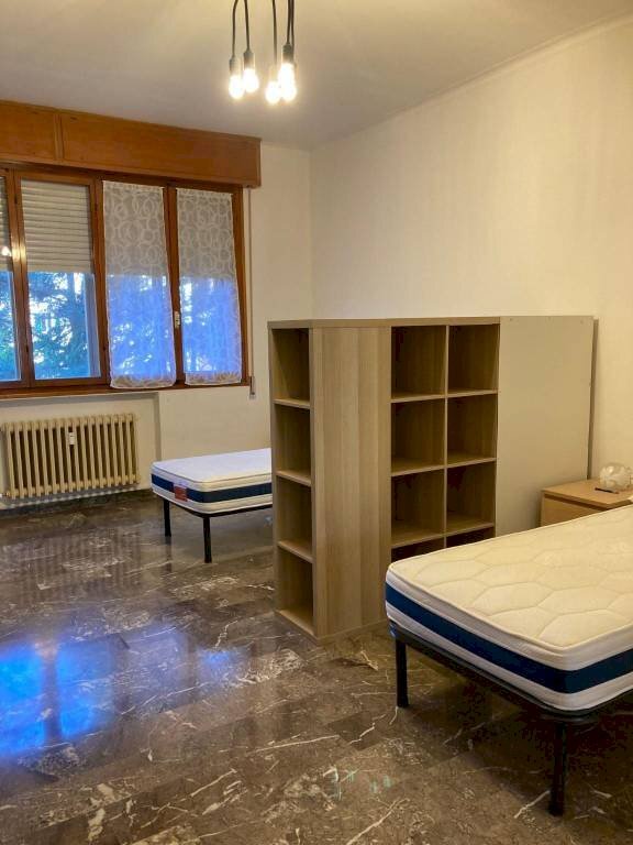 Camera da letto - Non-buildable land via Domenico Zampieri, Bologna (neighborhood Bolognina) - photo 1