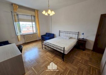 Camera da letto - Three-room apartment via Giovanni Piumati, 7, Bra - photo 1