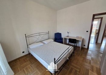 Camera da letto - Three-room apartment via Giovanni Piumati, 7, Bra - photo 8