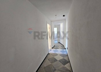 Hall / corridoio - Quadrilocale Via Sant'alberto
 
5, Genova - foto 23