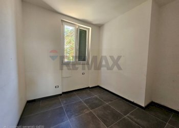 Stanza vuota - Bilocale Via Sant'alberto
 
5, Genova - foto 22