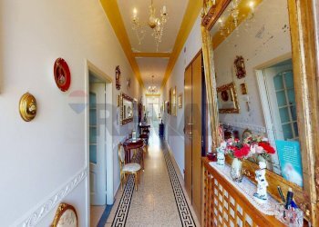 Hall / corridoio - Appartamento via Monsignor Razzoli
 
19, Villafranca in Lunigiana - foto 12
