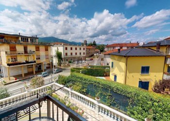 Balcone - Appartamento via Monsignor Razzoli
 
19, Villafranca in Lunigiana - foto 15
