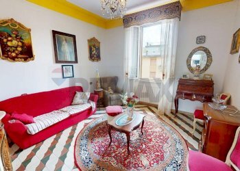 Soggiorno - Appartamento via Monsignor Razzoli
 
19, Villafranca in Lunigiana - foto 30