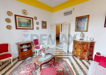Soggiorno - Appartamento via Monsignor Razzoli
 
19, Villafranca in Lunigiana - foto 31