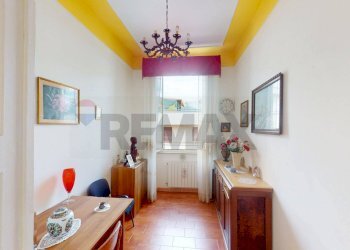 Hall / corridoio - Appartamento via Monsignor Razzoli
 
19, Villafranca in Lunigiana - foto 35