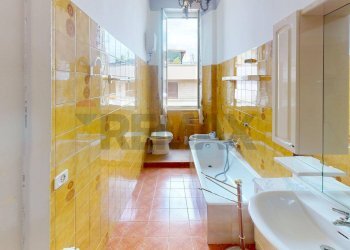 Bagno - Appartamento via Monsignor Razzoli
 
19, Villafranca in Lunigiana - foto 41
