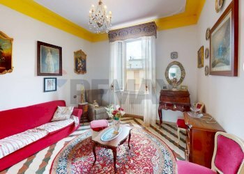 Soggiorno - Appartamento via Monsignor Razzoli
 
19, Villafranca in Lunigiana - foto 44
