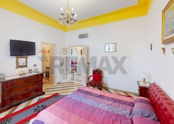 Camera / camera da letto - Appartamento via Monsignor Razzoli
 
19, Villafranca in Lunigiana - foto 46