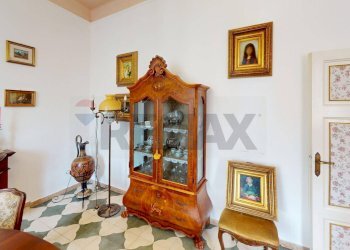Sala da pranzo - Appartamento via Monsignor Razzoli
 
19, Villafranca in Lunigiana - foto 47