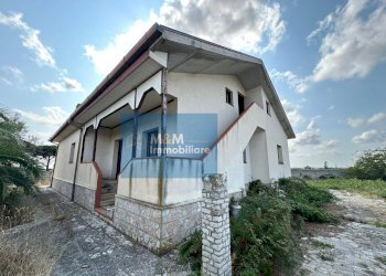 Foto 15 - Villa Via Montepulciano
 
9, Nettuno - photo 15