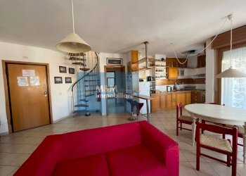 Foto 2 - Attic Via Livatino
 
3, Nettuno - photo 2