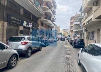 Foto 3 - Shop Via Romana
 
127, Nettuno - photo 3