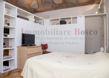 Camera da letto - Three-room apartment via Sant'Anselmo, 1, Torino (neighborhood San Salvario) - photo 17