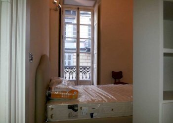 Camera da letto - Three-room apartment via Sant'Anselmo, 1, Torino (neighborhood San Salvario) - photo 22