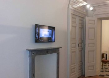 Interno palazzo - Three-room apartment via Sant'Anselmo, 1, Torino (neighborhood San Salvario) - photo 24