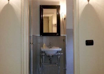 Bagno - Three-room apartment via Sant'Anselmo, 1, Torino (neighborhood San Salvario) - photo 44