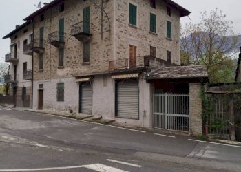 Facciata - Stable - Palace via Roma, Albosaggia - photo 1