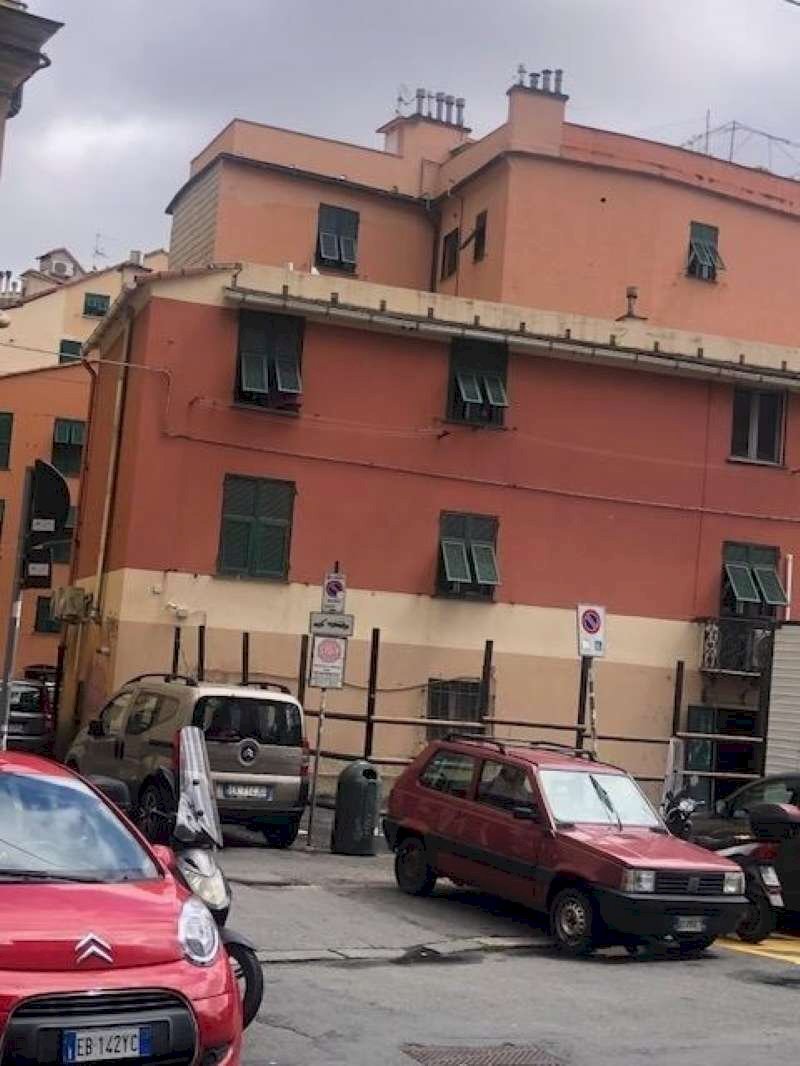 appartamento in vendita genova borgo incrociati - Three-room apartment piazza Raggi, Genova (neighborhood San Fruttuoso) - photo 1
