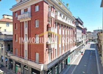 Facciata - Two-room apartment via Giovanni Bagaini, 6, Varese - photo 24
