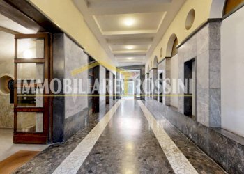 Interno palazzo - Two-room apartment via Giovanni Bagaini, 6, Varese - photo 27
