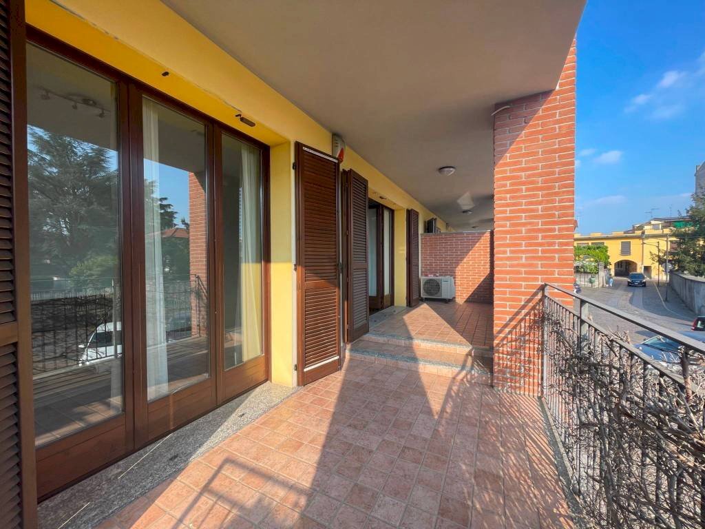 Terrazzo - Two-room apartment via Moia, 12/a, Cornate d'Adda - photo 1