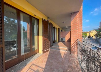 Terrazzo - Two-room apartment via Moia, 12/a, Cornate d'Adda - photo 1