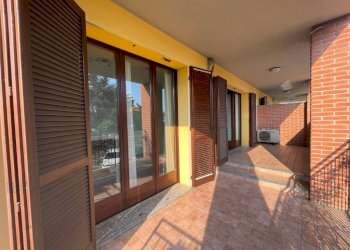 Terrazzo - Two-room apartment via Moia, 12/a, Cornate d'Adda - photo 3