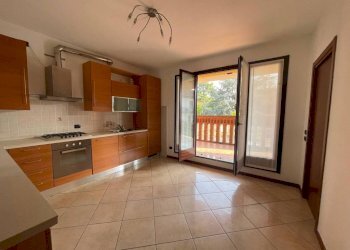 Cucina - Two-room apartment via Moia, 12/a, Cornate d'Adda - photo 7
