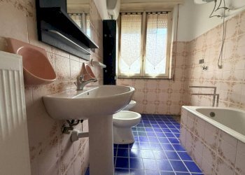 Bagno - Appartamento via Generale Fontana, 2, Deiva Marina - foto 21