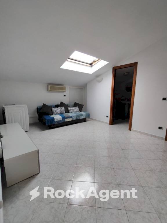 Salone - Attico via Aquila, 2, Carsoli - foto 2