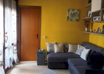 Salone - Two-room apartment via E. Fermi, Bedonia - photo 2