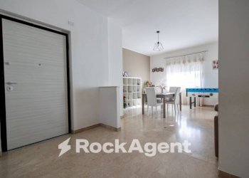 Ingresso - Appartamento viale Vincenzo de Filippis, 61, Catanzaro - foto 7