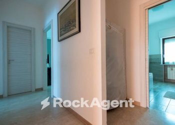 Corridoio - Appartamento viale Vincenzo de Filippis, 61, Catanzaro - foto 32