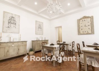Salone - Attic vico Miracoli, 49, Napoli - photo 10